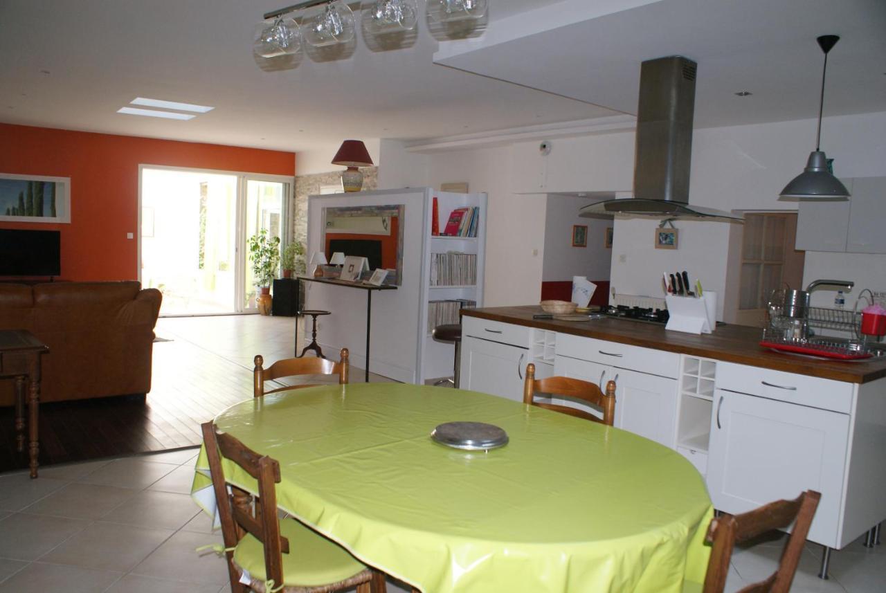 Spacieuse Maison De Village Climatisee Avec Jardin Patio Bessan ภายนอก รูปภาพ