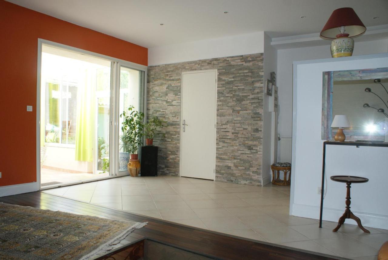 Spacieuse Maison De Village Climatisee Avec Jardin Patio Bessan ภายนอก รูปภาพ