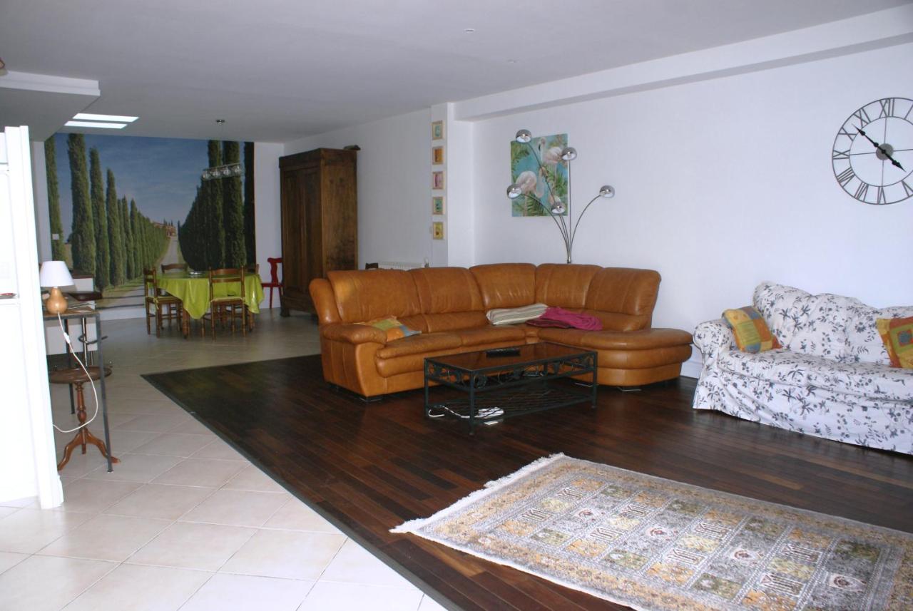 Spacieuse Maison De Village Climatisee Avec Jardin Patio Bessan ภายนอก รูปภาพ