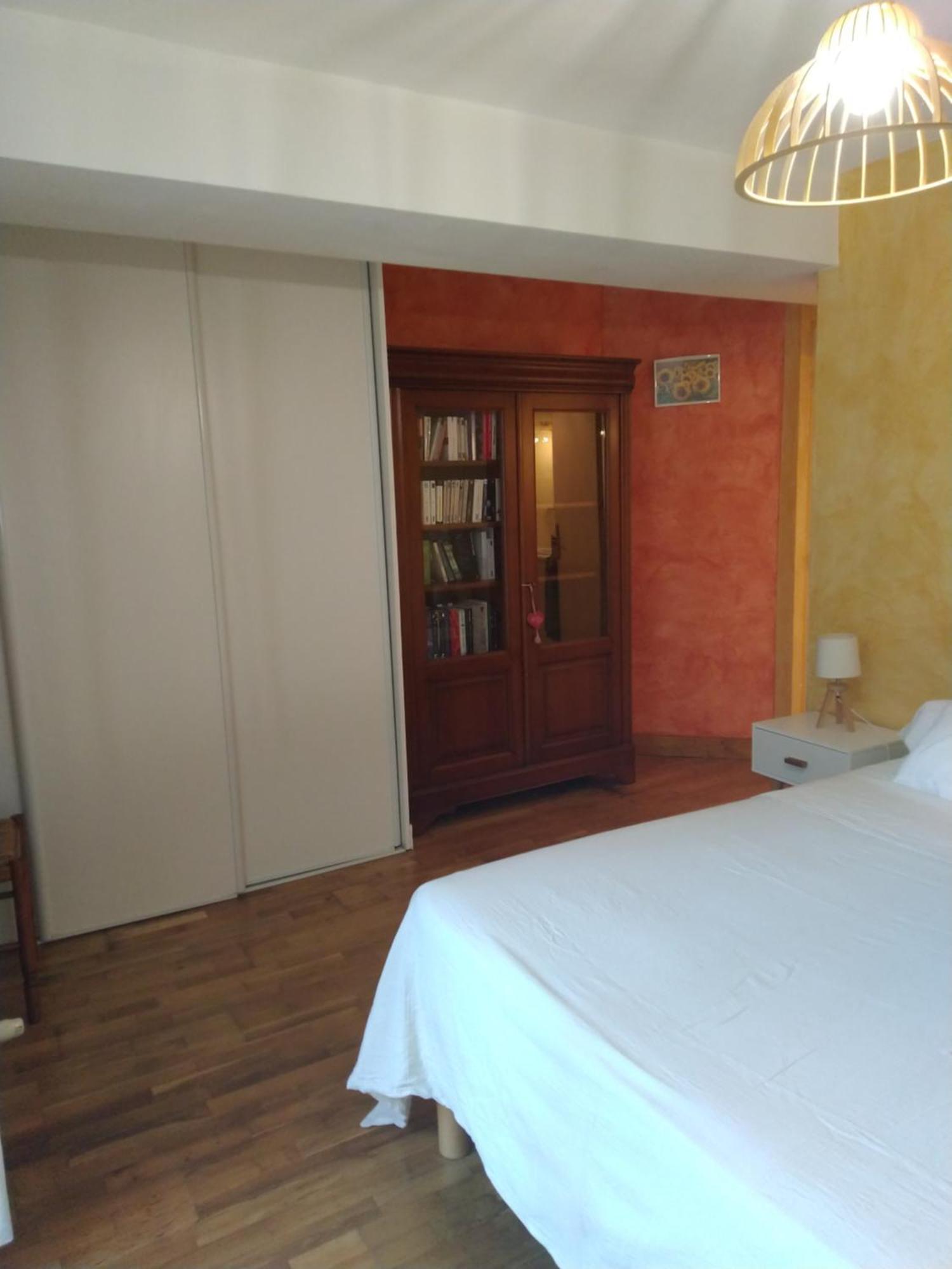 Spacieuse Maison De Village Climatisee Avec Jardin Patio Bessan ภายนอก รูปภาพ