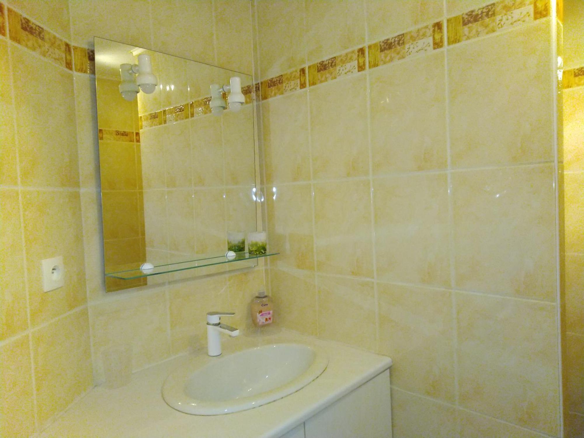 Spacieuse Maison De Village Climatisee Avec Jardin Patio Bessan ภายนอก รูปภาพ